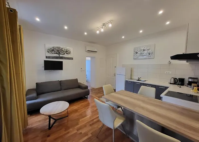 Lucky By Irundo Apartment *